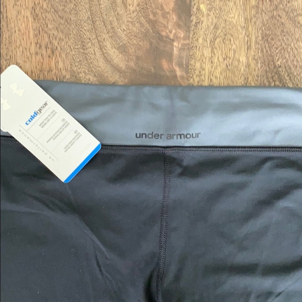 Under Armour Compression Tight - Picture 2 of 6